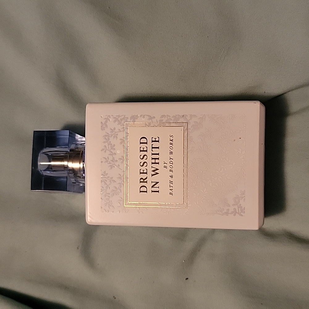 BBW Dressed in White perfume